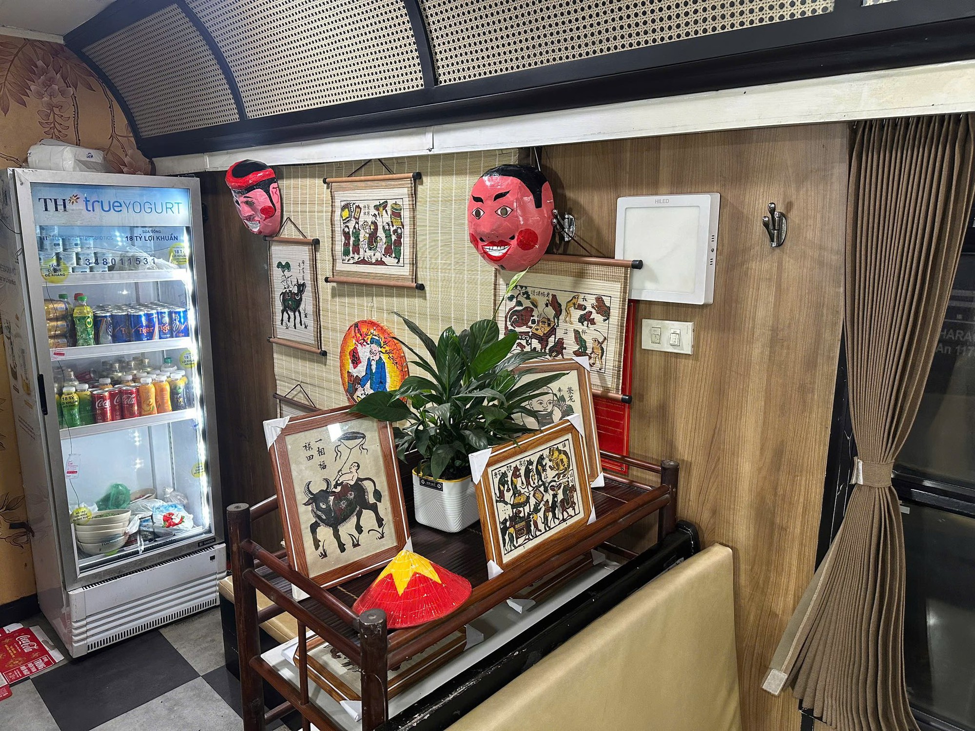 Trải nghiệm văn hóa Việt trên chuyến tàu SE19 – SE20 chất lượng như khách sạn - Ảnh 2. Trải nghiệm văn hóa Việt trên chuyến tàu SE19 – SE20 chất lượng như khách sạn - Ảnh 2.