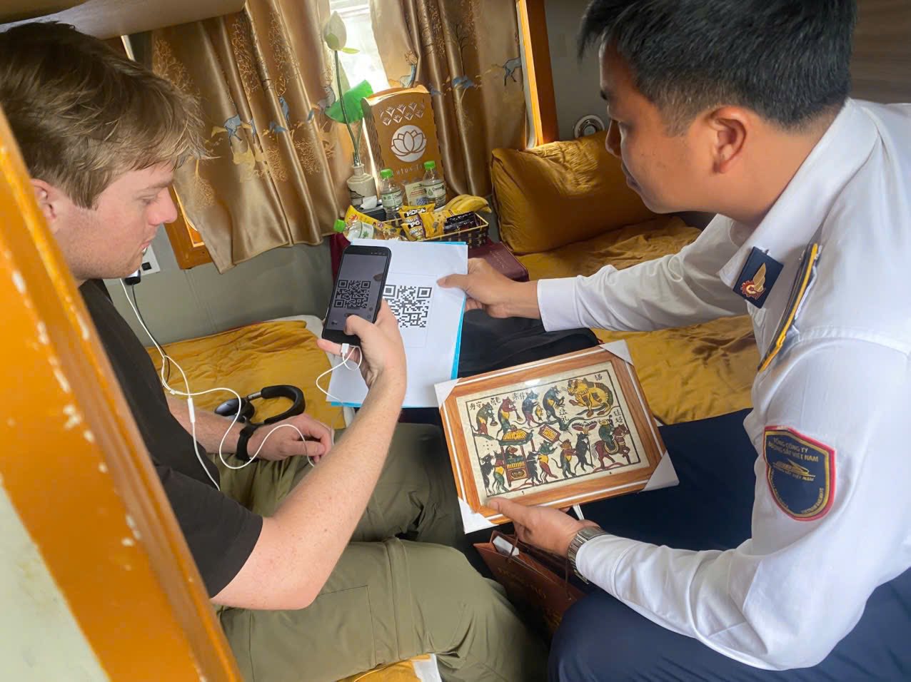 Trải nghiệm văn hóa Việt trên chuyến tàu SE19 – SE20 chất lượng như khách sạn - Ảnh 6. Trải nghiệm văn hóa Việt trên chuyến tàu SE19 – SE20 chất lượng như khách sạn - Ảnh 6.