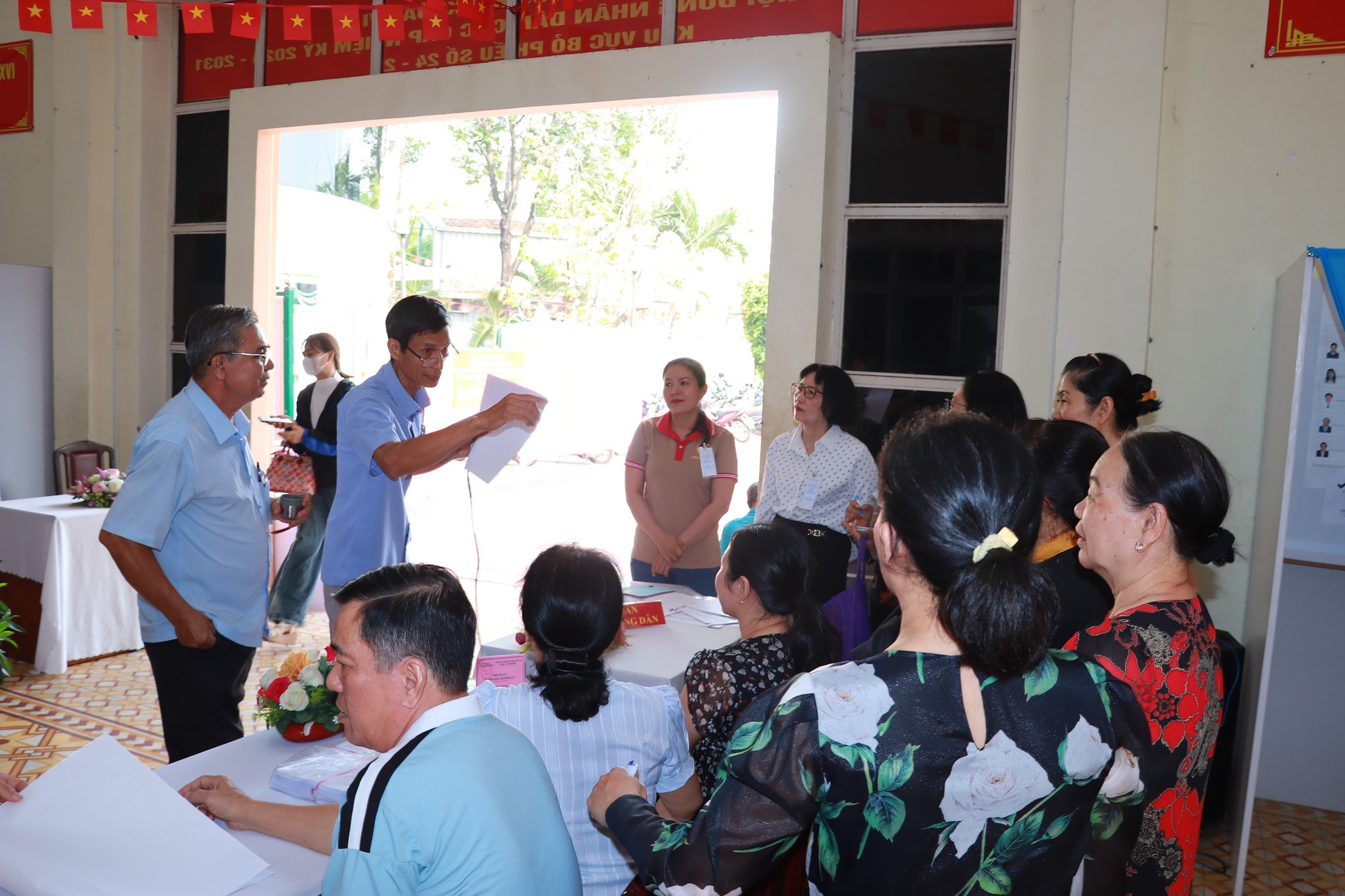 - Ảnh 23. - Ảnh 23.