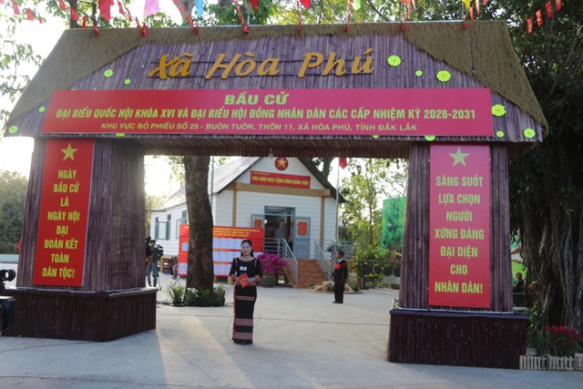 Đồng bào Tây Nguyên nô nức đi bầu cử - Ảnh 4.