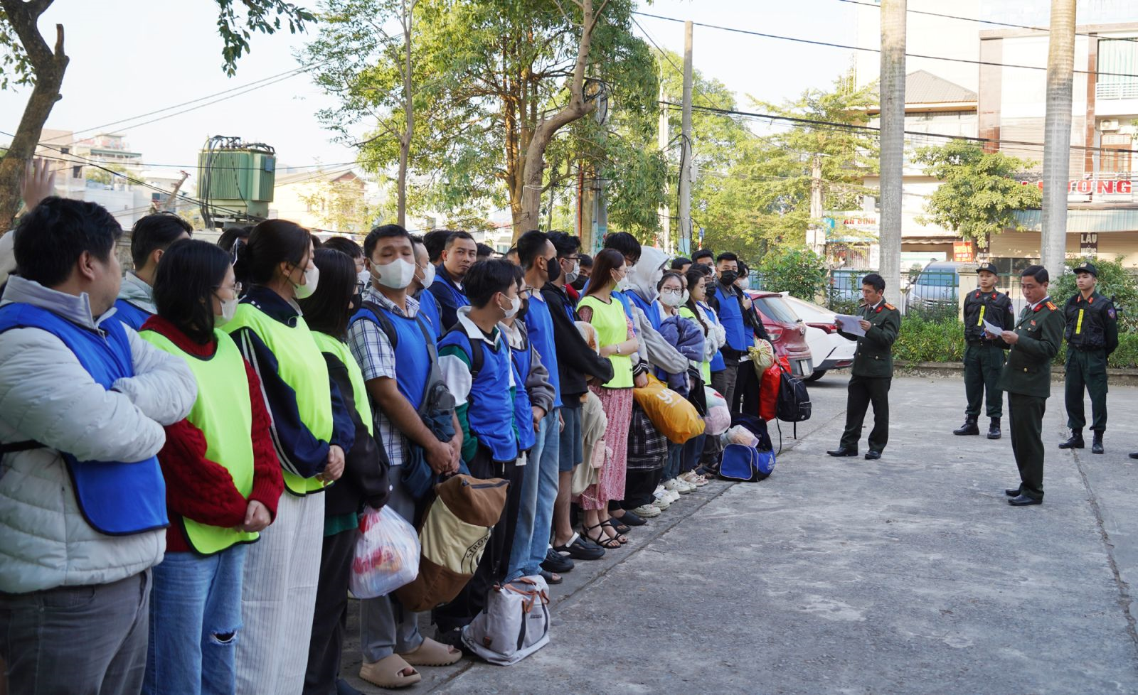 Khám xét "tổng hành dinh" của tập đoàn Xintel, bắt 'ông trùm' Nguyễn Băng Thảo SN 1990 và 17 người - Ảnh 2.