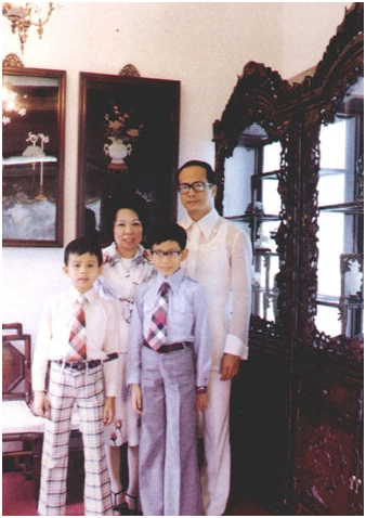 Lý Gia Thành và hành trình từ chàng trai nghèo đến tỷ phú: Câu chuyện tình yêu và khởi nghiệp - Ảnh 4. Lý Gia Thành và hành trình từ chàng trai nghèo đến tỷ phú: Câu chuyện tình yêu và khởi nghiệp - Ảnh 4.