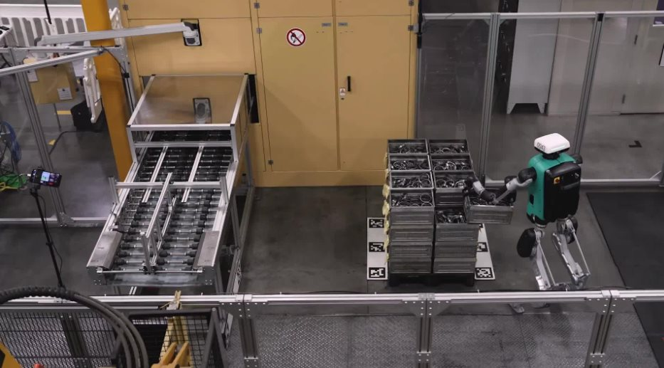 5 Triệu robot giá 2 USD / giờ sẽ làm thay đổi ngành công nghiệp sản xuất 2026 - Ảnh 3. 5 Triệu robot giá 2 USD / giờ sẽ làm thay đổi ngành công nghiệp sản xuất 2026 - Ảnh 3.