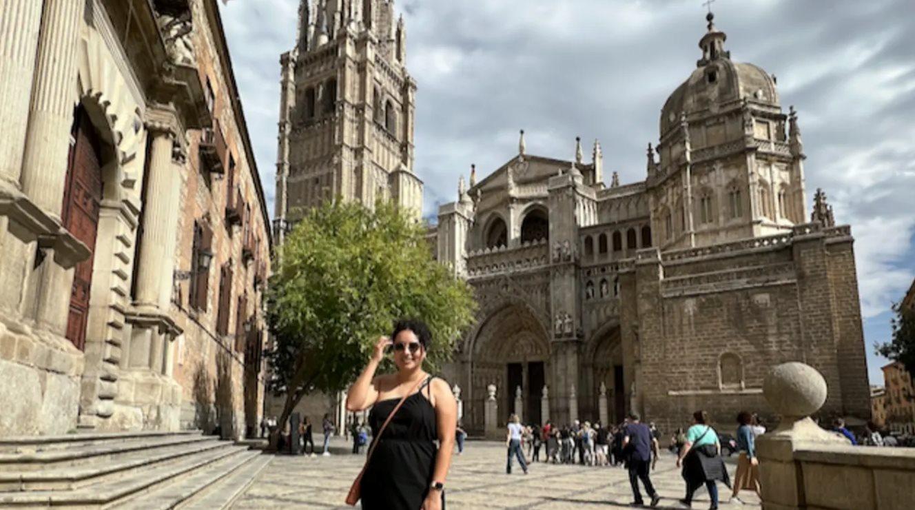 Cô gái làm việc từ xa 16 giờ / tuần ở Tây Ban Nha sống cuộc đời ' bán nghỉ hưu ' - Ảnh 2. Cô gái làm việc từ xa 16 giờ / tuần ở Tây Ban Nha sống cuộc đời ' bán nghỉ hưu ' - Ảnh 2.