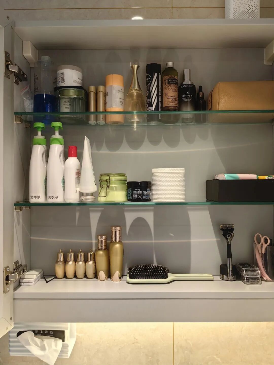 10 Thói quen giữ nhà sạch từ người phụ nữ 50 tuổi khiến tôi bất ngờ - Ảnh 6.