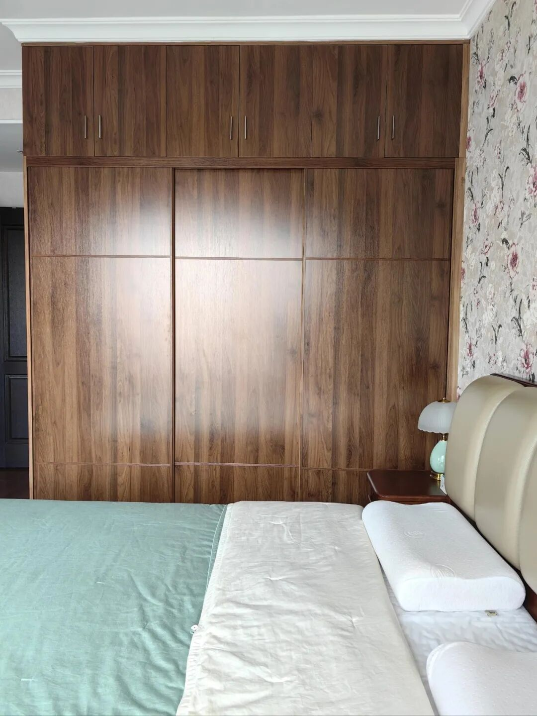 10 Thói quen giữ nhà sạch từ người phụ nữ 50 tuổi khiến tôi bất ngờ - Ảnh 3.