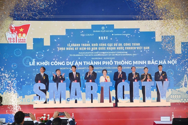 Việt Nam sắp có siêu tháp tài chính 108 tầng, vượt Landmark 81 gần 200 m, trên đỉnh có quả cầu mô phỏng chu kỳ mặt trăng thay đổi theo từng giờ- Ảnh 1.