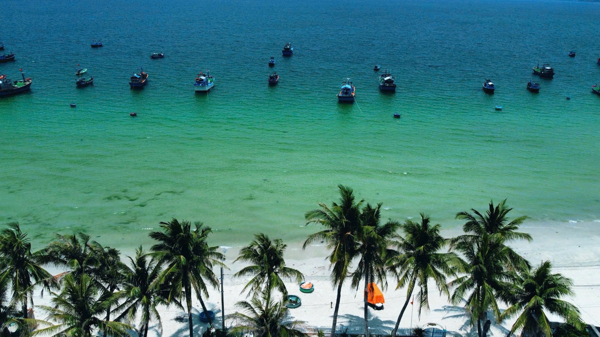 Việt Nam chính thức góp mặt trong Top 28 quốc gia đẹp nhất thế giới - Ảnh 3.