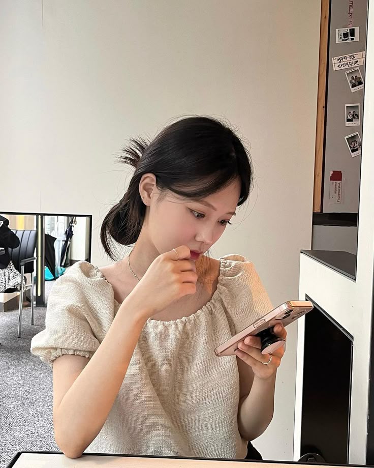 Cuộc sống thất nghiệp ở Hà Nội: Mẹ hai con và hành trình vượt khó 2026 - Ảnh 3. Cuộc sống thất nghiệp ở Hà Nội: Mẹ hai con và hành trình vượt khó 2026 - Ảnh 3.