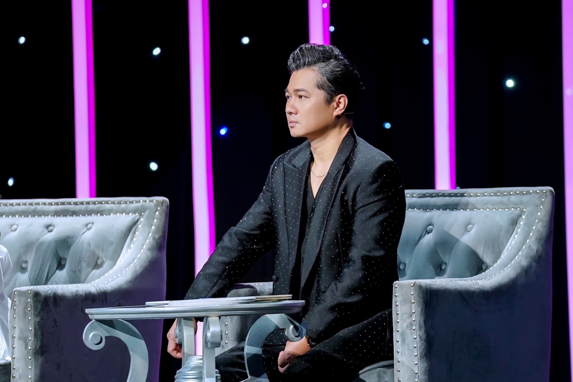 Nam ca sĩ Lâm Vũ và cuộc sống nghệ sĩ: Từ âm nhạc đến kinh doanh khách sạn - Ảnh 1. Nam ca sĩ Lâm Vũ và cuộc sống nghệ sĩ: Từ âm nhạc đến kinh doanh khách sạn - Ảnh 1.