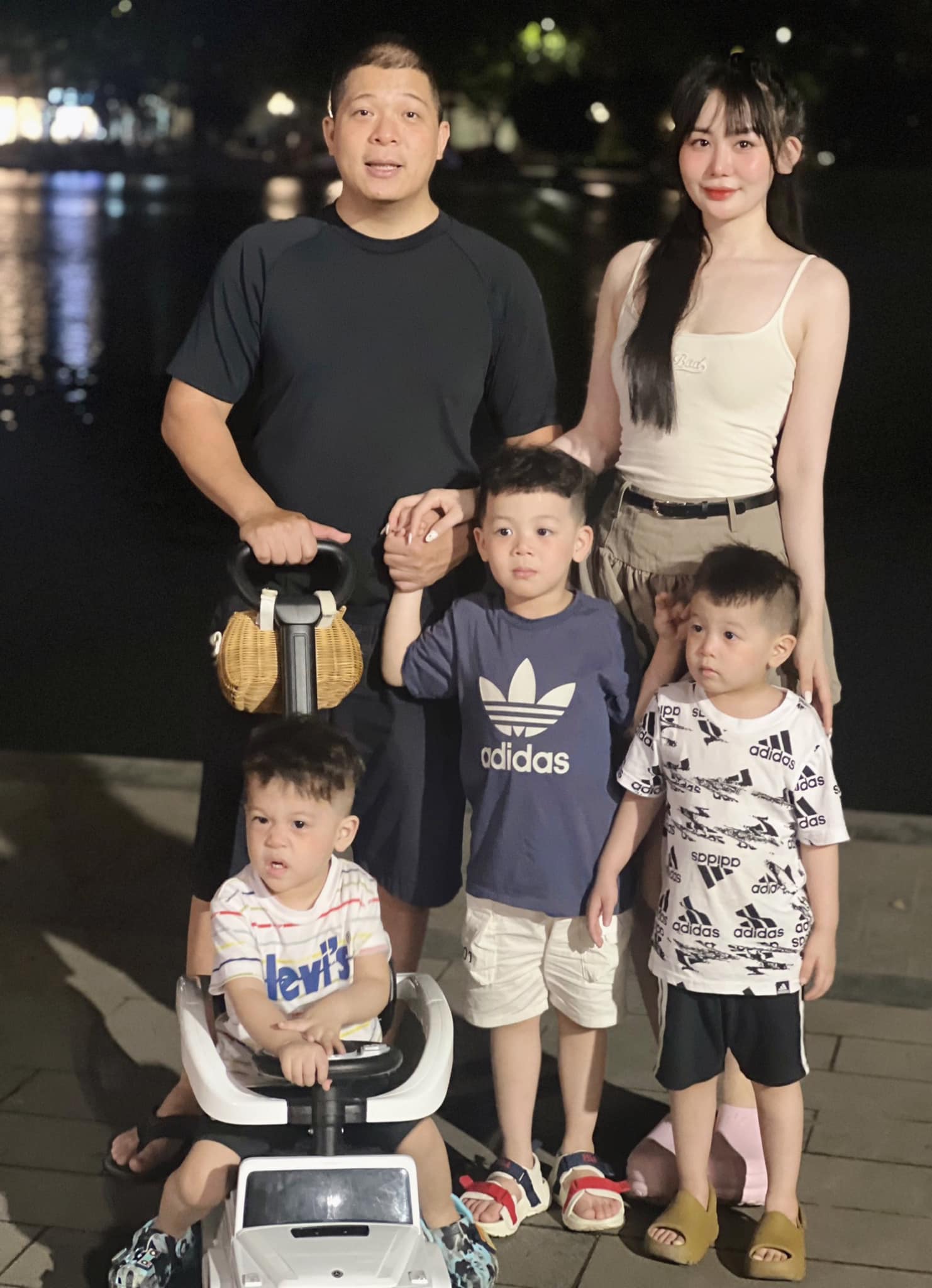 Giám đốc U50 cưới vợ đẹp kém 13 tuổi, xúc động trước phản ứng của vợ lúc thông báo thua lỗ 20 tỷ, bán nhà - Ảnh 5.