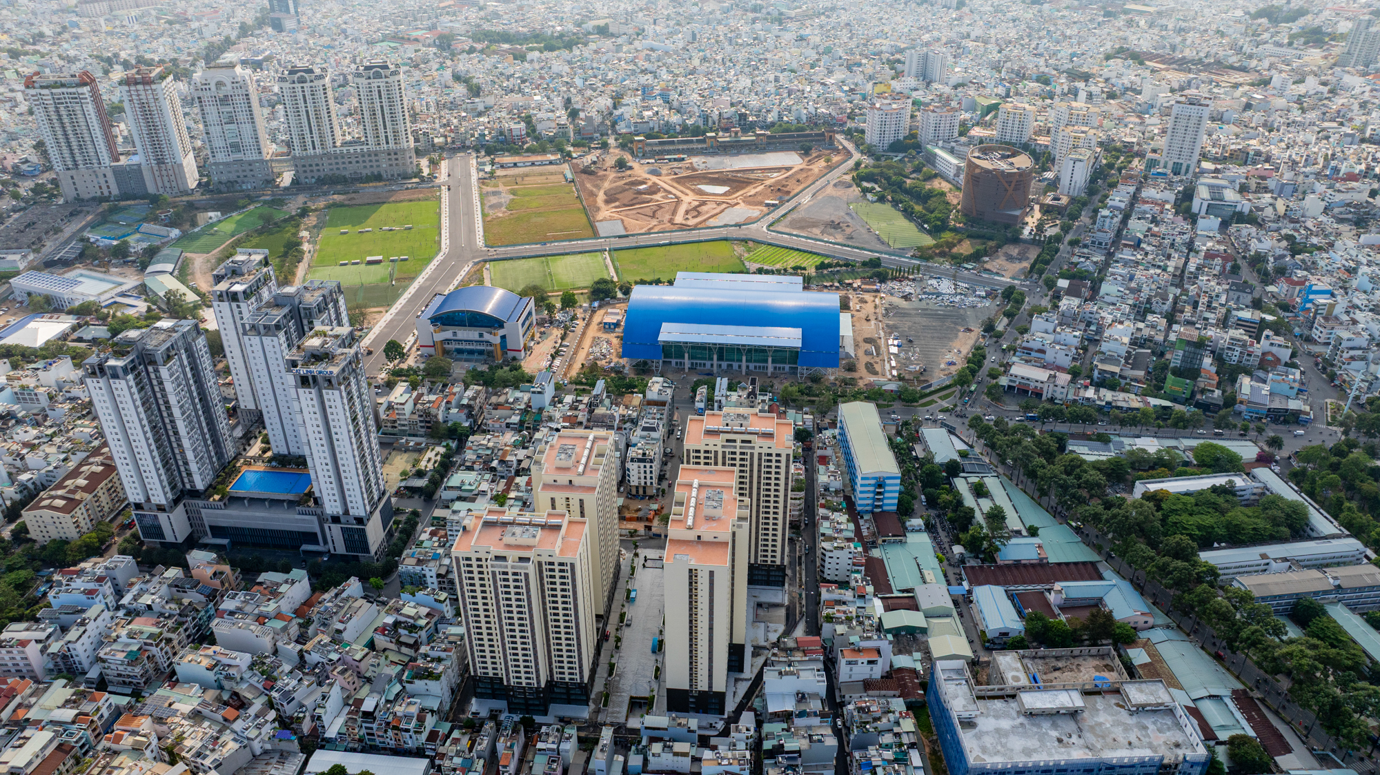 5 phút đi thăm các dự án nhà ở xã hội hot nhất TP.HCM: Nơi có tiện ích như resort, nơi tỷ lệ chọi cao hơn thi đại học - Ảnh 7.