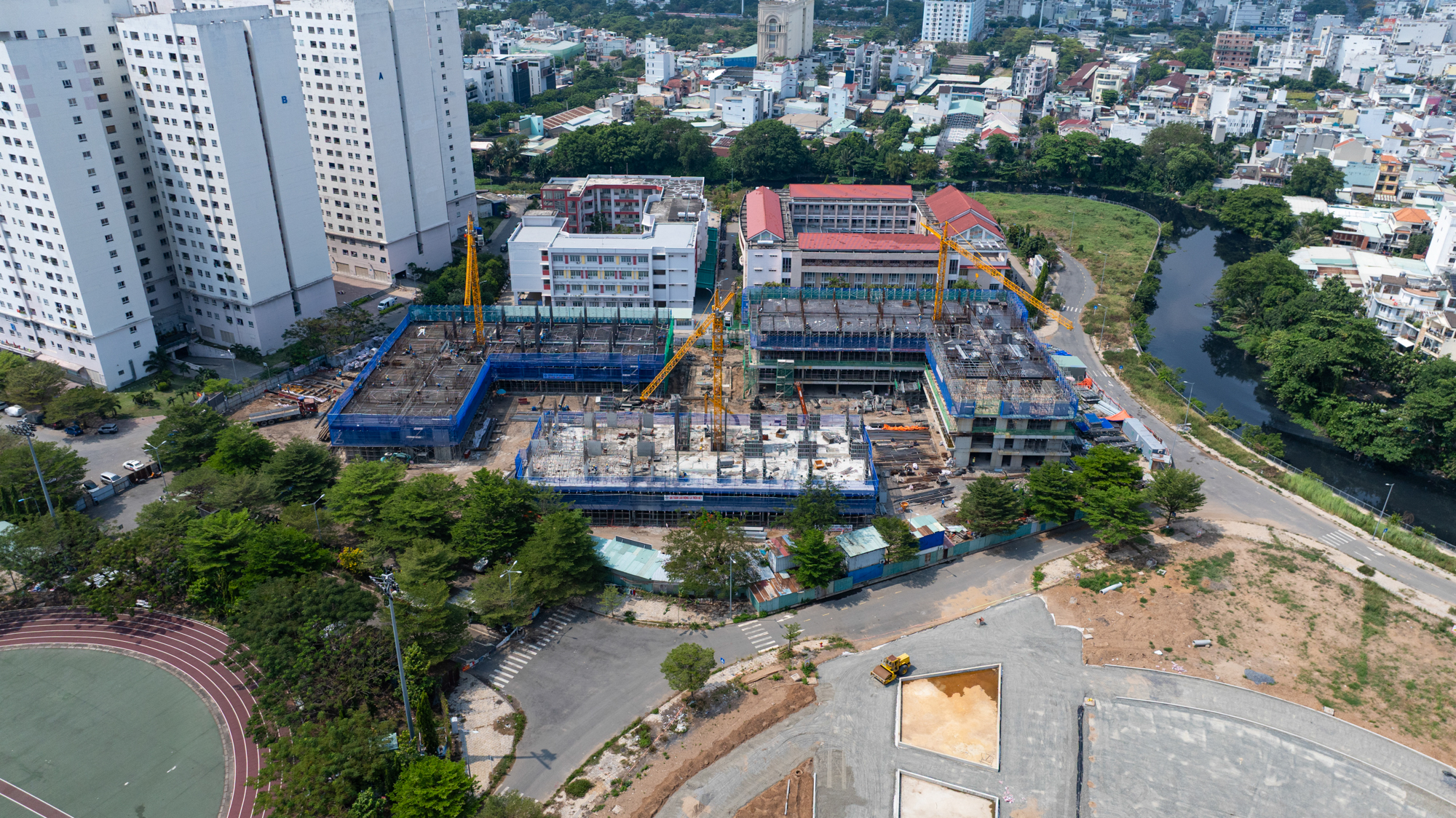 5 phút đi thăm các dự án nhà ở xã hội hot nhất TP.HCM: Nơi có tiện ích như resort, nơi tỷ lệ chọi cao hơn thi đại học - Ảnh 9.