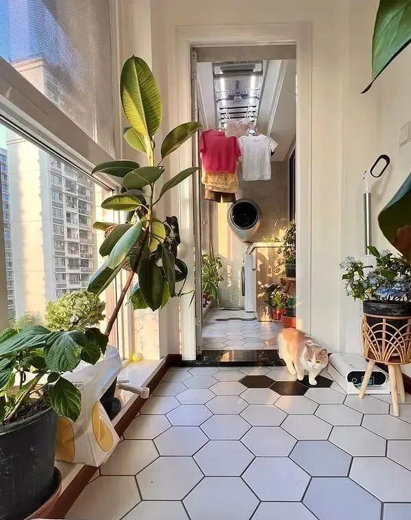 Cải tạo ban công 8m2 độc đáo , không gian sống tuyệt vời cho gia đình bạn - Ảnh 7. Cải tạo ban công 8m2 độc đáo , không gian sống tuyệt vời cho gia đình bạn - Ảnh 7.