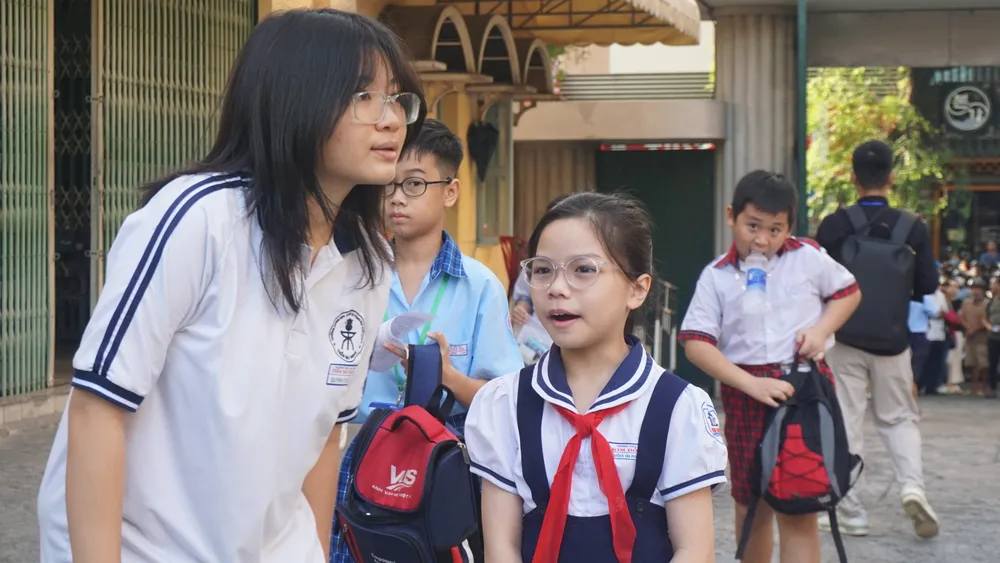 Thông tin mới phụ huynh cần biết về khảo sát vào lớp 6 ở TPHCM - Ảnh 2.