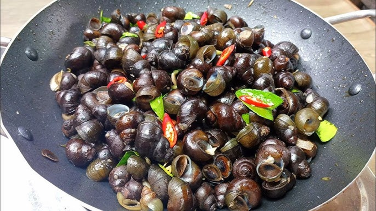 Loại thực phẩm là món ăn "hot trend" dễ trở thành ổ ký sinh trùng, giới trẻ vẫn mê mẩn - Ảnh 1.