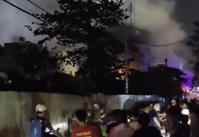 Cháy quán cơm ở TPHCM khiến hai mẹ con tử vong thương tâm - Ảnh 1.