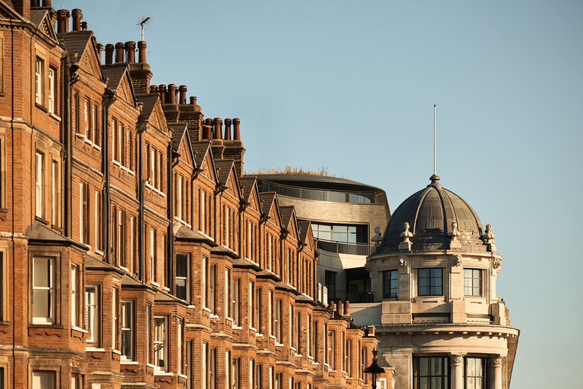 Ông chủ khu nghỉ dưỡng ở Ninh Vân Bay mở khách sạn tại Anh, đầu tư nghìn tỷ cho câu lạc bộ thượng lưu đầu tiên trên thế giới - Ảnh 5.