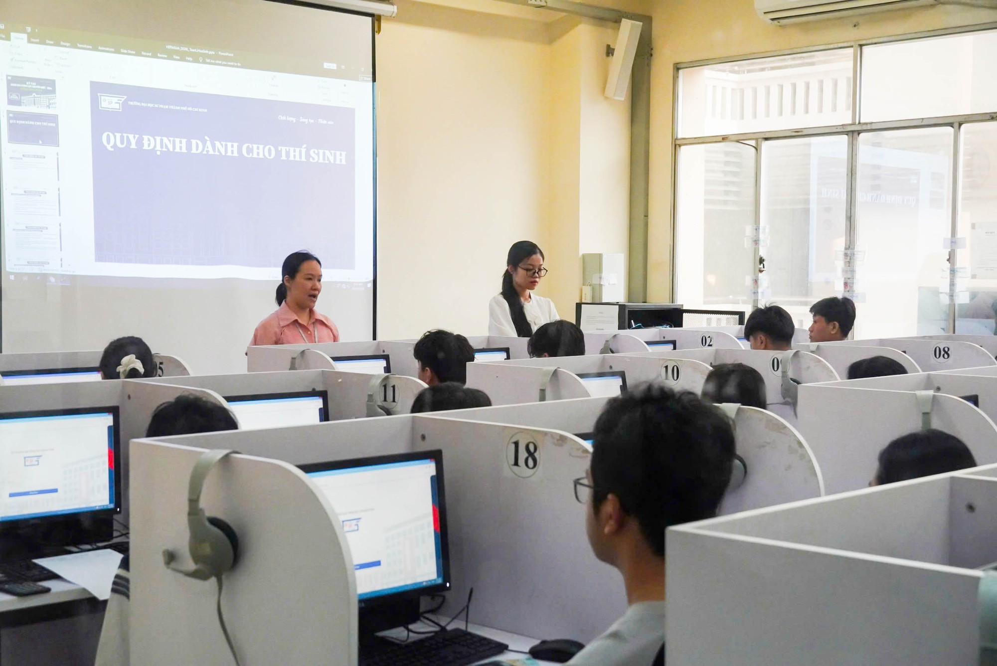 Thi đánh giá năng lực: Lượng thí sinh nhảy vọt 35%, ngành sư phạm tiếp tục "nóng" - Ảnh 4.