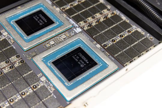 CPU trong cuộc đua AI năm 2026: Arm Holdings biến đổi ngành công nghệ - Ảnh 3.