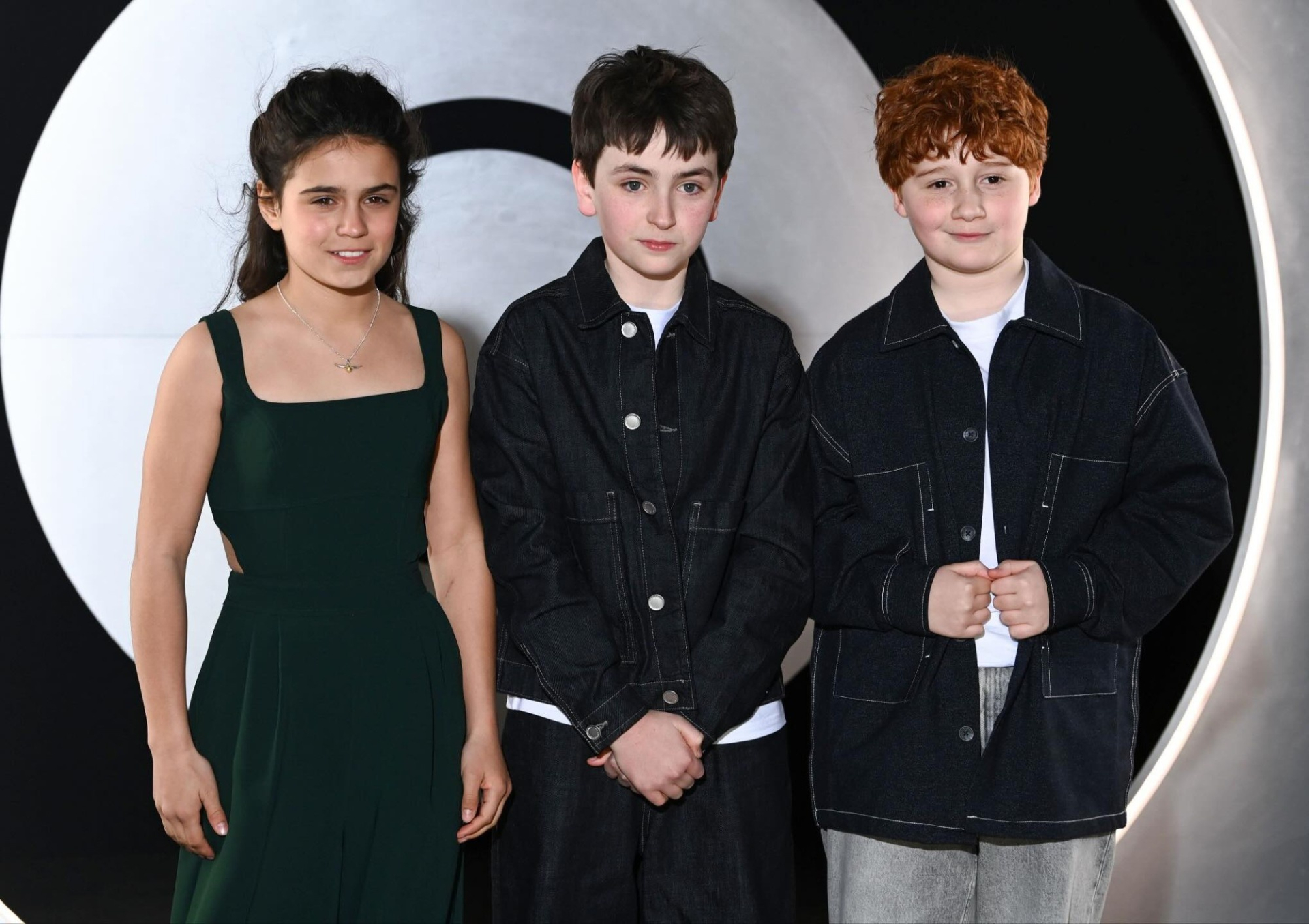 Dàn cast mới của Harry Potter 2026: So sánh visual với phiên bản kinh điển - Ảnh 1. Dàn cast mới của Harry Potter 2026: So sánh visual với phiên bản kinh điển - Ảnh 1.