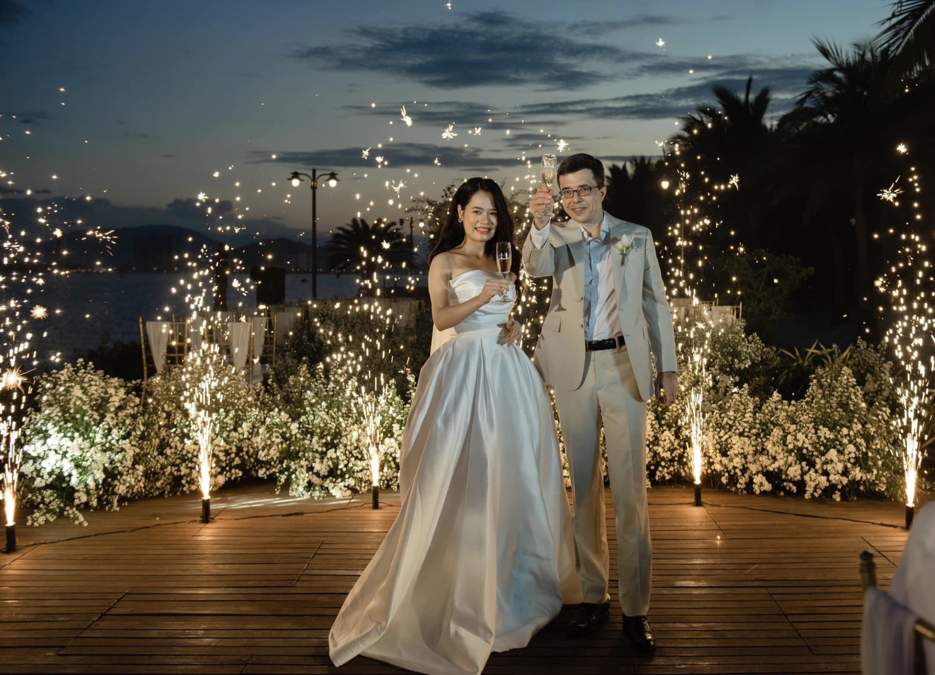 - Ảnh 2. - Ảnh 2.