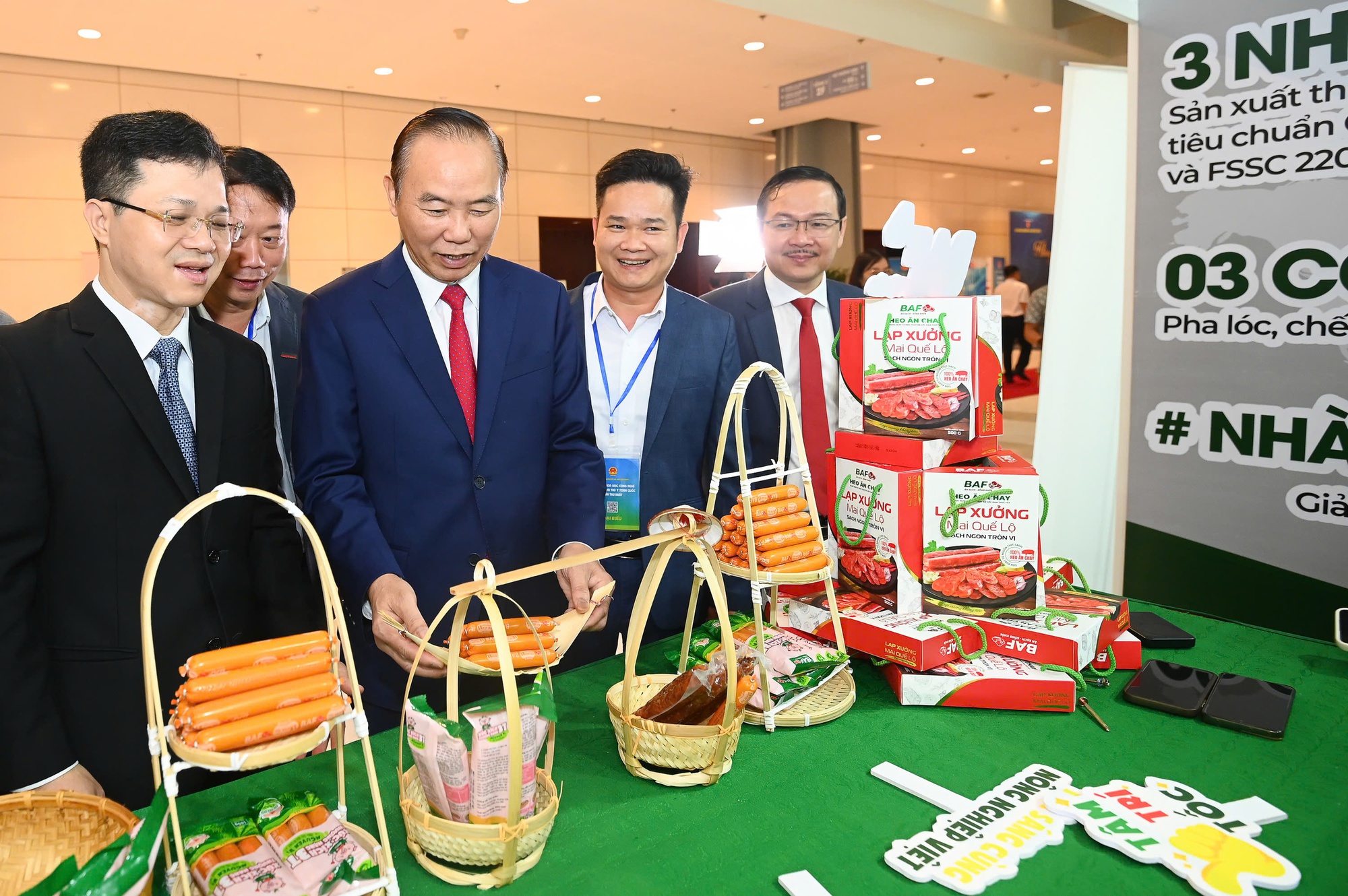 Ngành chăn nuôi 33 tỉ USD tìm kiếm cơ hội mới từ khoa học công nghệ 2026 - Ảnh 1. Ngành chăn nuôi 33 tỉ USD tìm kiếm cơ hội mới từ khoa học công nghệ 2026 - Ảnh 1.