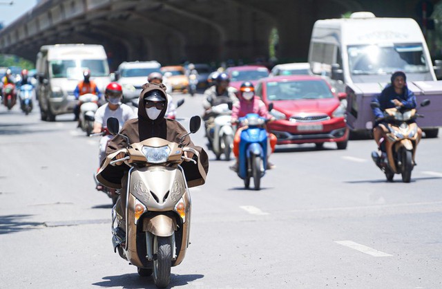 Miền Bắc sắp đón đợt nắng nóng đầu tiên và có gì bất thường? - Ảnh 2.