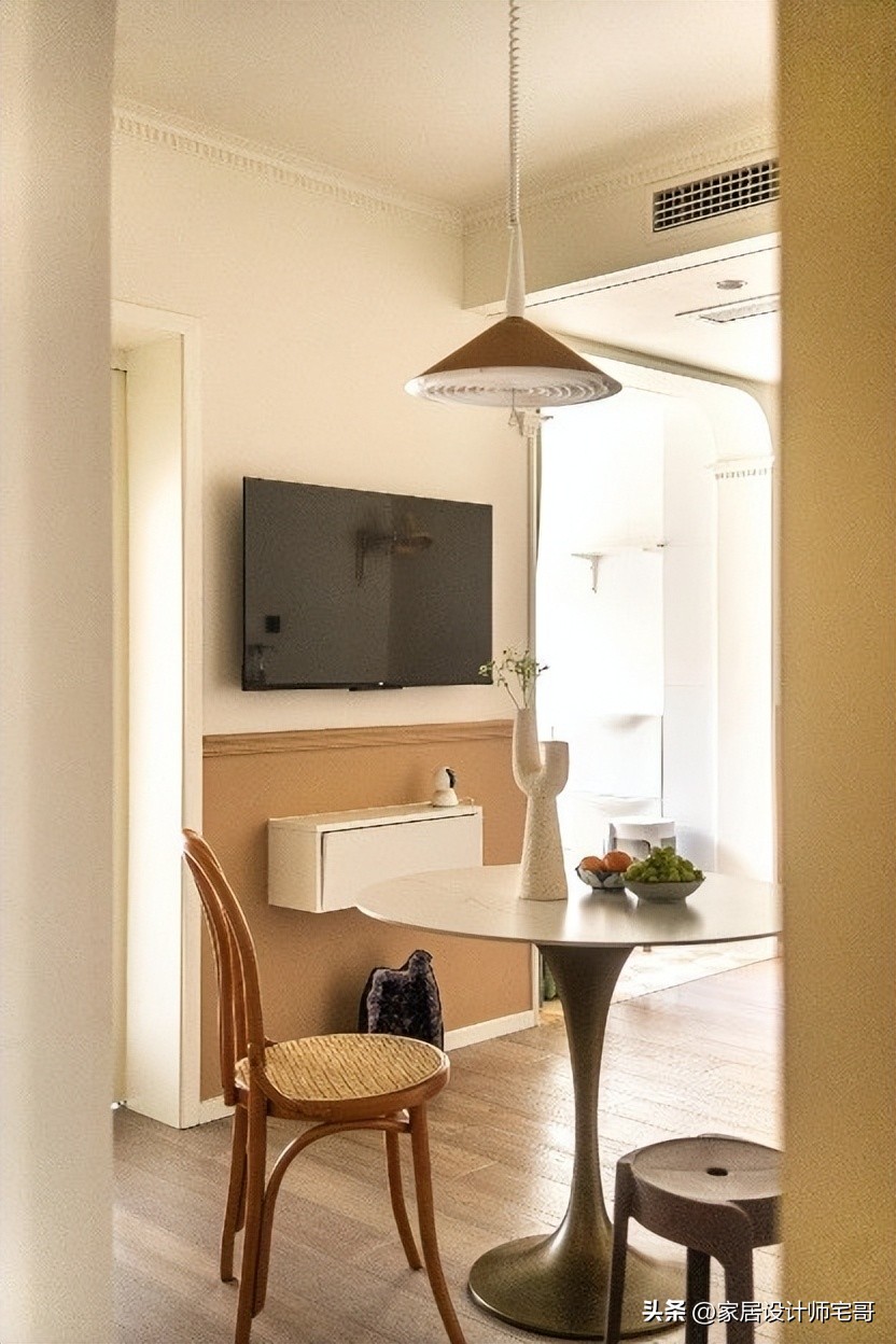 Cô gái 20 tuổi mua căn hộ 50m² đón bố mẹ lên ở cùng: Bỏ phòng khách để làm phòng dưỡng lão, ai xem cũng khen “hiếu thảo và thực tế”- Ảnh 4.