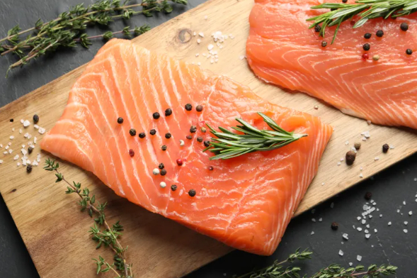 7 Thực phẩm cho người ngủ ngáy giúp cải thiện giấc ngủ và sức khỏe hiệu quả - Ảnh 2. 7 Thực phẩm cho người ngủ ngáy giúp cải thiện giấc ngủ và sức khỏe hiệu quả - Ảnh 2.