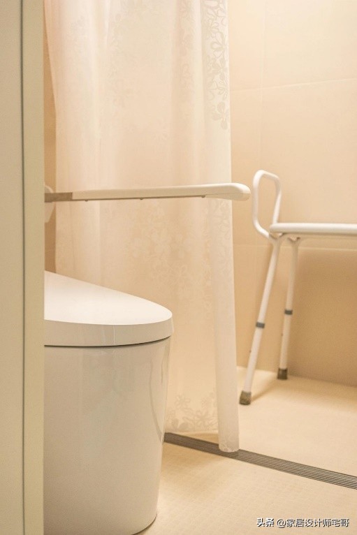 Cô gái 20 tuổi mua căn hộ 50m² đón bố mẹ lên ở cùng: Bỏ phòng khách để làm phòng dưỡng lão, ai xem cũng khen “hiếu thảo và thực tế”- Ảnh 11.