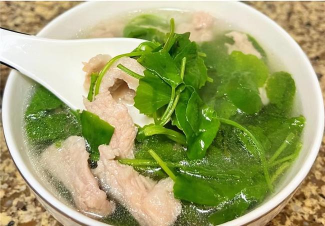 4 Món ăn thanh nhiệt cơ thể từ rau má giúp bổ gan và cải thiện thị lực - Ảnh 15. 4 Món ăn thanh nhiệt cơ thể từ rau má giúp bổ gan và cải thiện thị lực - Ảnh 15.