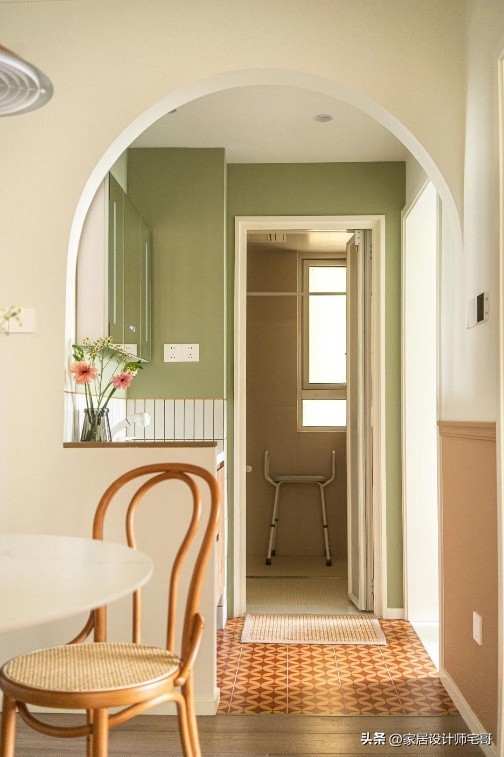 Cô gái 20 tuổi mua căn hộ 50m² đón bố mẹ lên ở cùng: Bỏ phòng khách để làm phòng dưỡng lão, ai xem cũng khen “hiếu thảo và thực tế”- Ảnh 13.