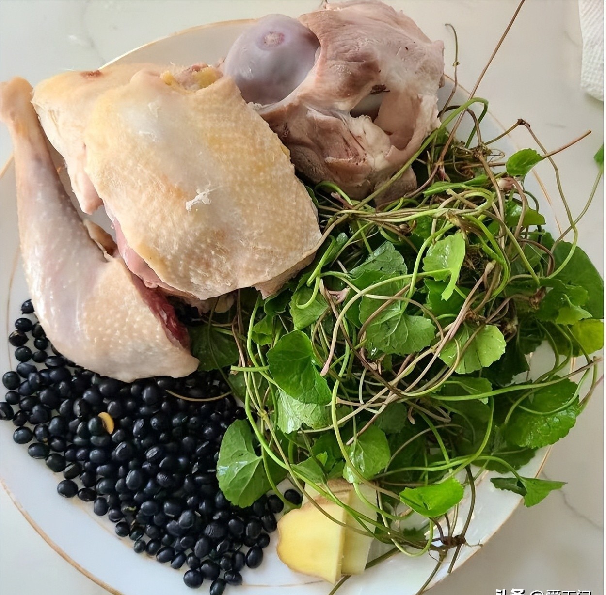 4 Món ăn thanh nhiệt cơ thể từ rau má giúp bổ gan và cải thiện thị lực - Ảnh 9. 4 Món ăn thanh nhiệt cơ thể từ rau má giúp bổ gan và cải thiện thị lực - Ảnh 9.