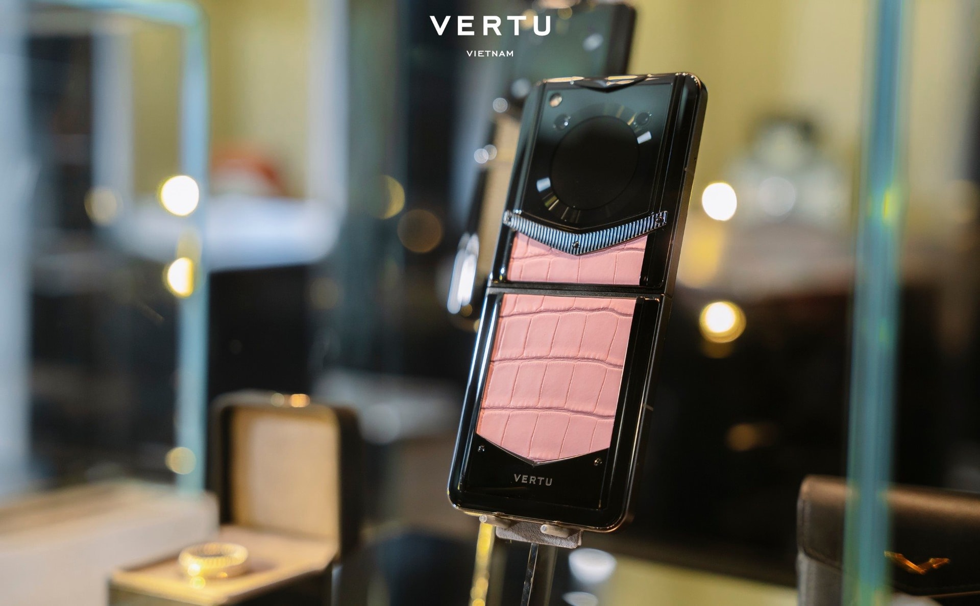 Xu hướng quà tặng công nghệ cao cấp cho ngày 8 / 3 năm 2026 từ Vertu - Ảnh 3. Xu hướng quà tặng công nghệ cao cấp cho ngày 8 / 3 năm 2026 từ Vertu - Ảnh 3.