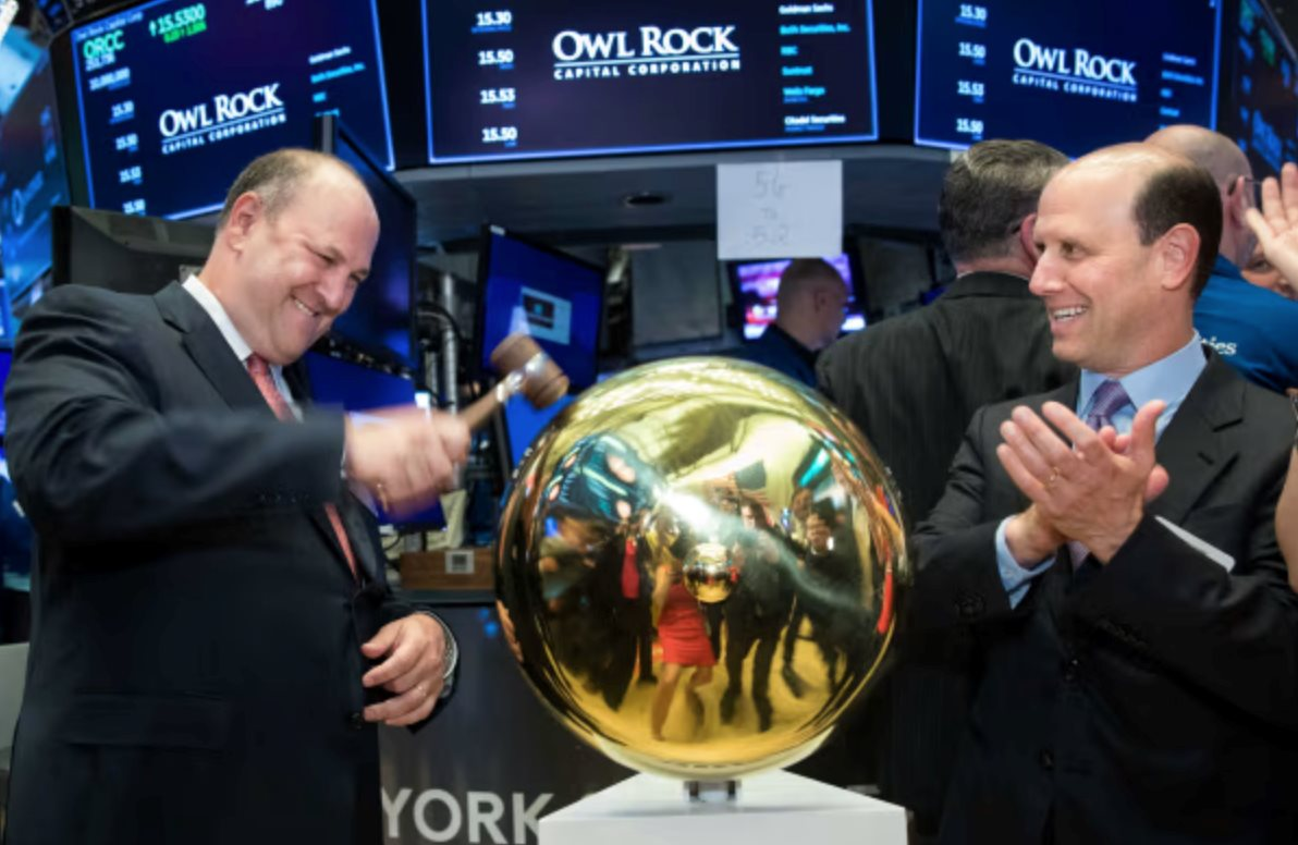 Blue Owl Capital gặp Khó khăn: Nhà đầu tư rút tiền và thị trường tín dụng sụt giảm - Ảnh 3.