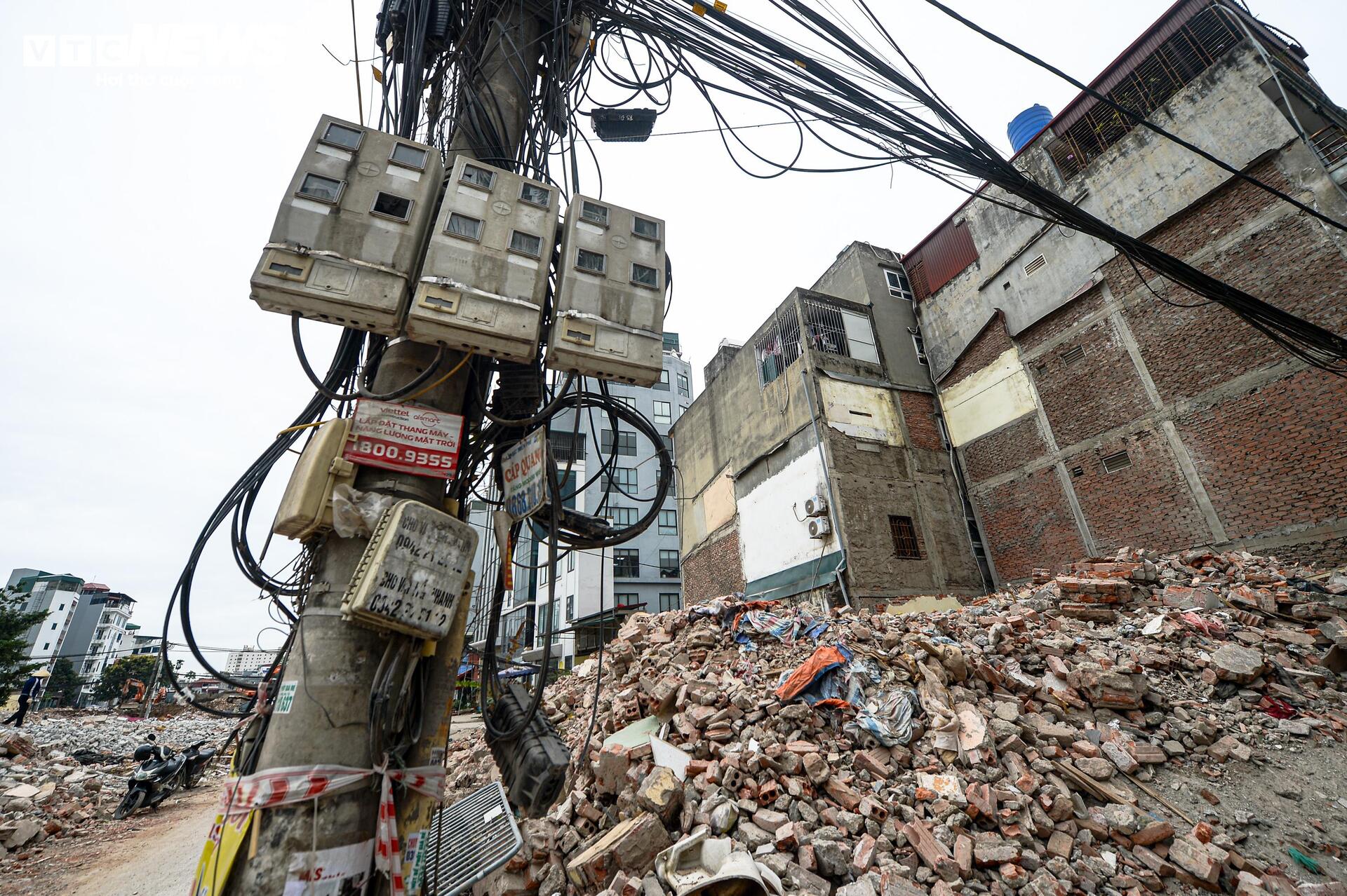 Hà Nội đẩy nhanh tiến độ phá dỡ công trình cho dự án Vành đai 2 , 5 năm 2026 - Ảnh 13. Hà Nội đẩy nhanh tiến độ phá dỡ công trình cho dự án Vành đai 2 , 5 năm 2026 - Ảnh 13.