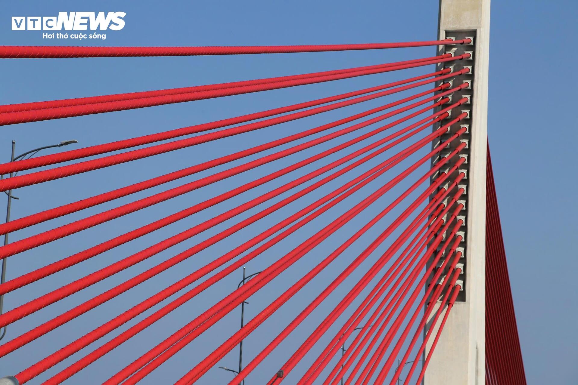 Cầu vượt biển Thuận An tại Huế hoàn thành , chờ thông xe trong năm 2026 - Ảnh 7. Cầu vượt biển Thuận An tại Huế hoàn thành , chờ thông xe trong năm 2026 - Ảnh 7.