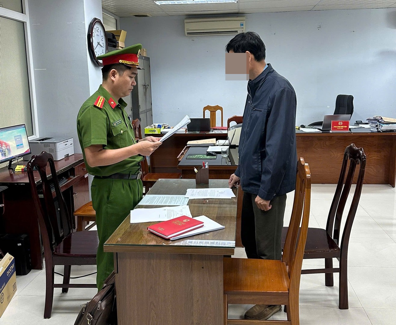 Khởi tố Giám đốc doanh nghiệp và hàng loạt cán bộ vi phạm quy định môi trường - Ảnh 20. Khởi tố Giám đốc doanh nghiệp và hàng loạt cán bộ vi phạm quy định môi trường - Ảnh 20.