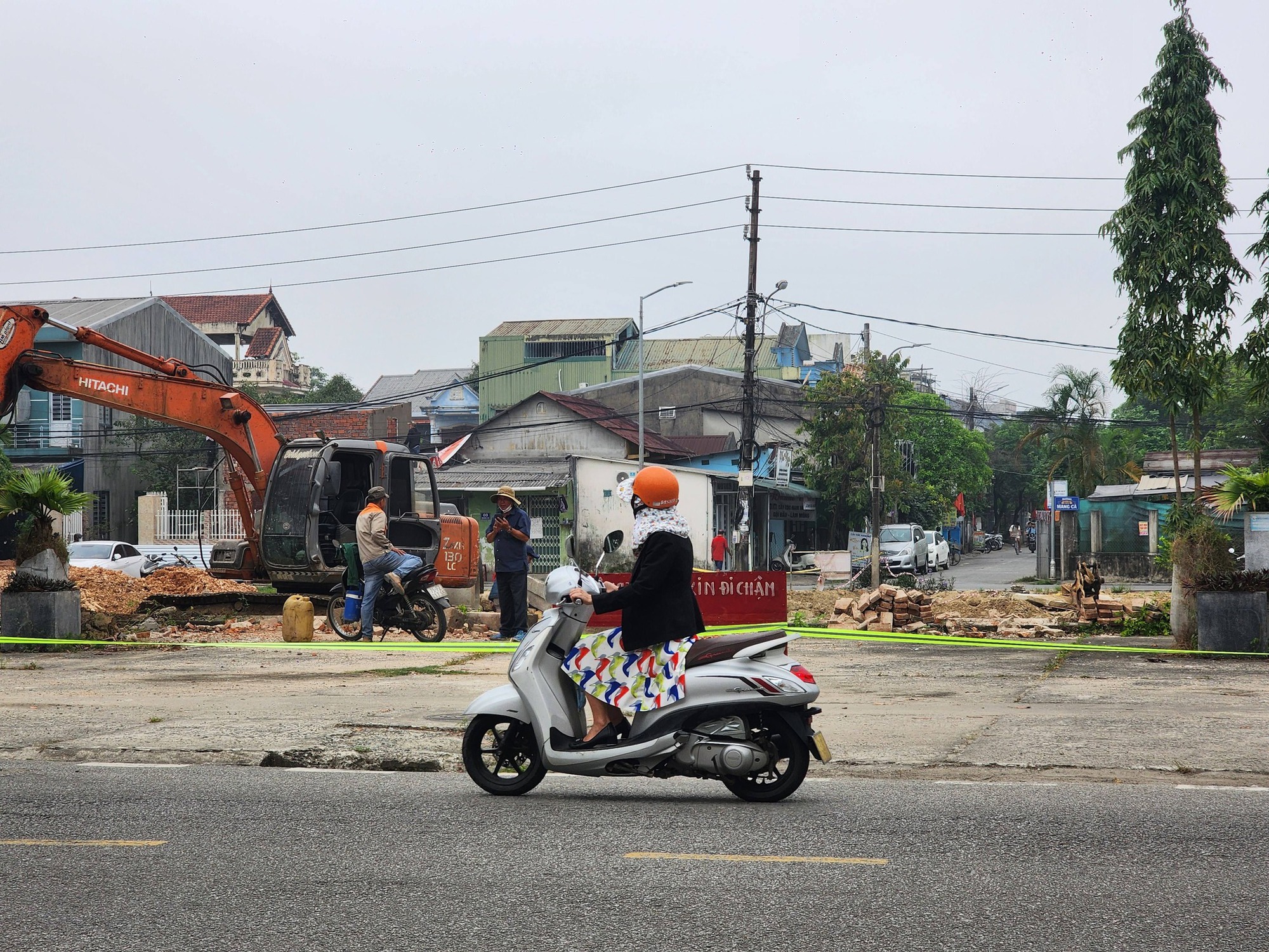 Lý do "bức tường ô nhục" trong Kinh thành Huế được tháo dở - Ảnh 4.