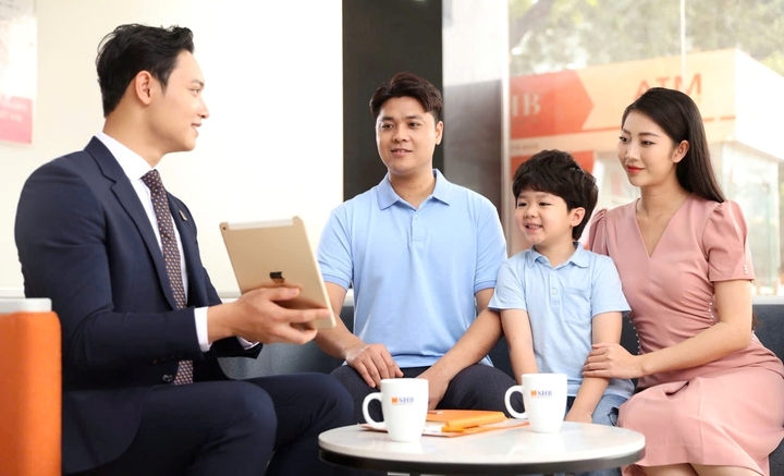 Lãi suất vay ngân hàng tăng cao đè nặng người mua nhà tại TP . HCM năm 2026 - Ảnh 1. Lãi suất vay ngân hàng tăng cao đè nặng người mua nhà tại TP . HCM năm 2026 - Ảnh 1.