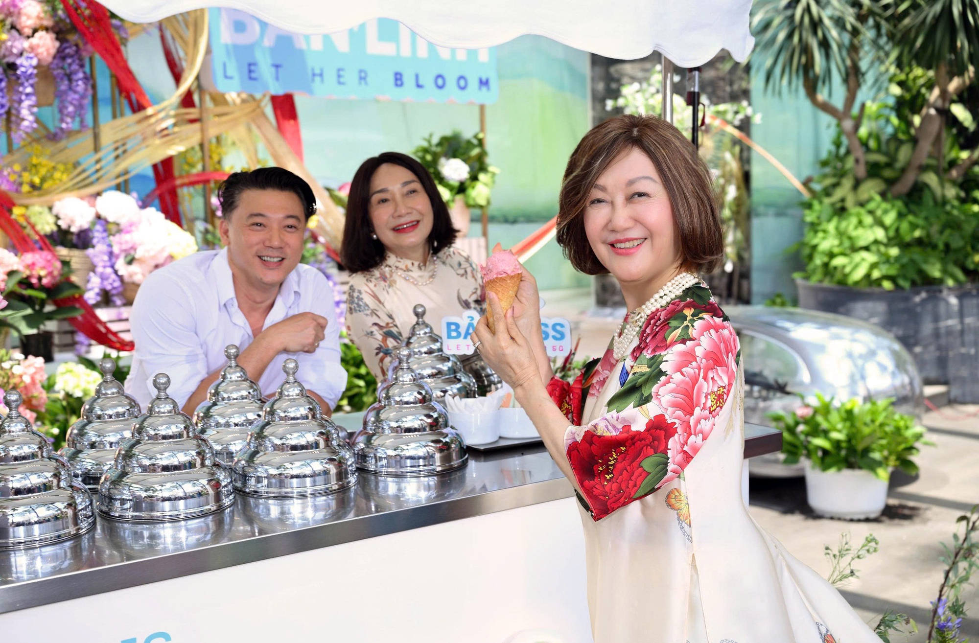 Khoảnh khắc ấm áp: 8 