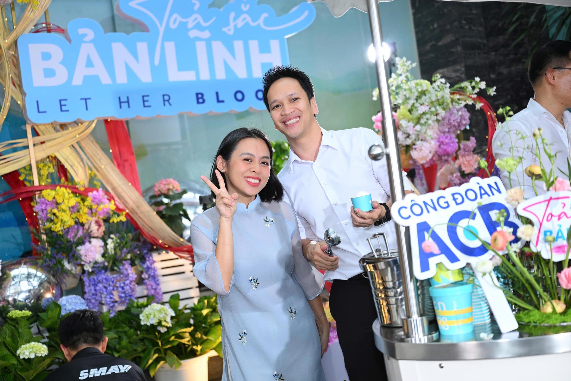 Chủ tịch ACB gây sốt mạng xã hội với clip tặng kem cho nhân viên nữ dịp 8-3 - Ảnh 3.