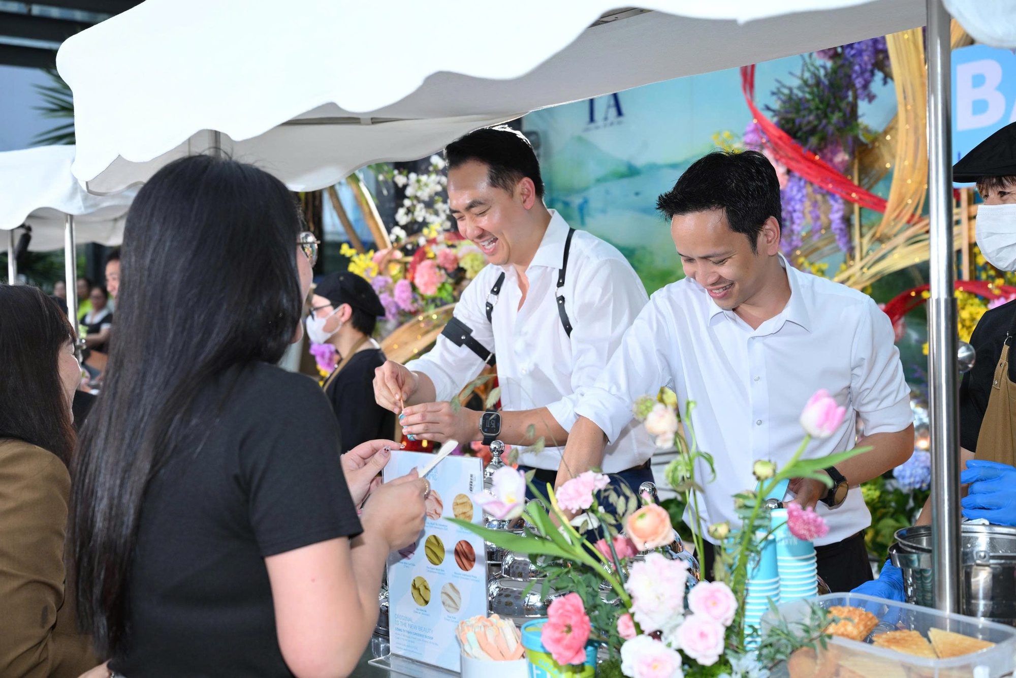 Khoảnh khắc ấm áp: 8 