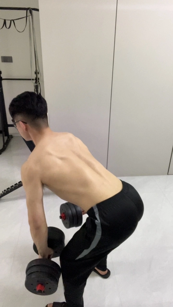 Chàng trai 27 tuổi giảm 23kg trong hơn 2 năm nhờ 2 việc đơn giản, ai cũng làm được- Ảnh 2. Chàng trai 27 tuổi giảm 23kg trong hơn 2 năm nhờ 2 việc đơn giản, ai cũng làm được- Ảnh 2.