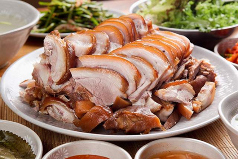 Thịt lợn và sức khỏe: Bí quyết ăn uống từ thịt thủ được bác sĩ khuyên dùng - Ảnh 3.