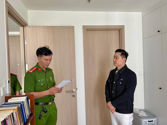 Công an TPHCM bắt nhóm lừa đảo sàn tiền ảo Wedex trong năm 2026 - Ảnh 1.