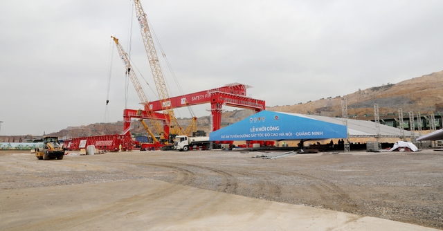 Đúng ngày mai, Vinspeed của tỷ phú Phạm Nhật Vượng sẽ khởi công dự án hơn 5 tỷ USD, đi qua 4 tỉnh thành - Ảnh 1.