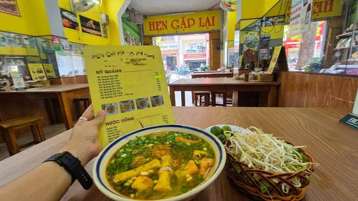 Suất ăn sáng dưới 20 . 000 Đồng có thật sự biến mất trong năm 2026? - Ảnh 3.