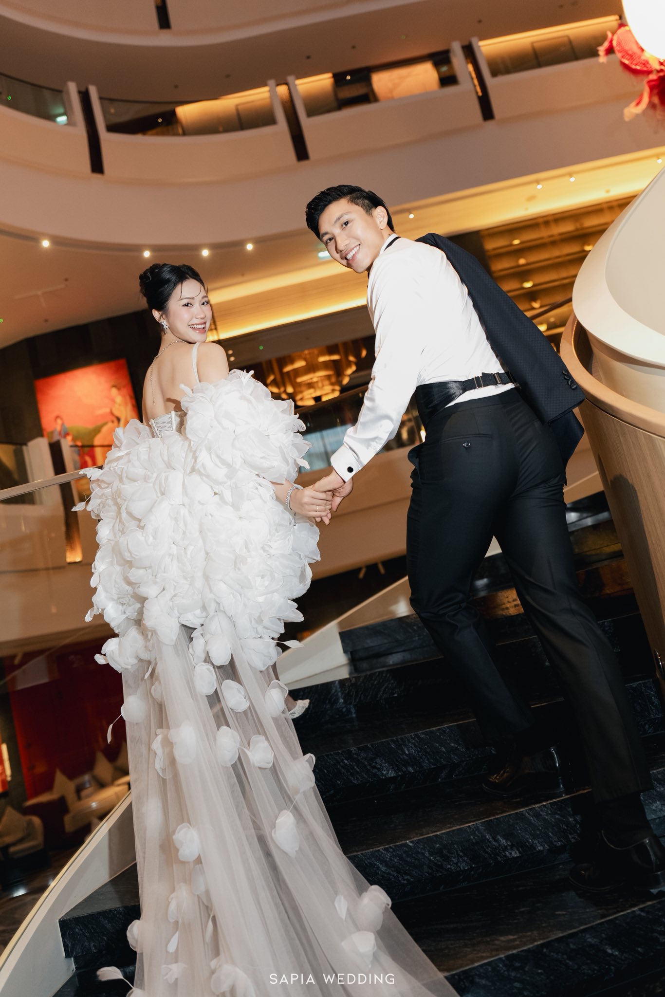 Đoàn Văn Hậu và hành trình tình yêu: Từ bóng đá đến hạnh phúc gia đình - Ảnh 2. Đoàn Văn Hậu và hành trình tình yêu: Từ bóng đá đến hạnh phúc gia đình - Ảnh 2.